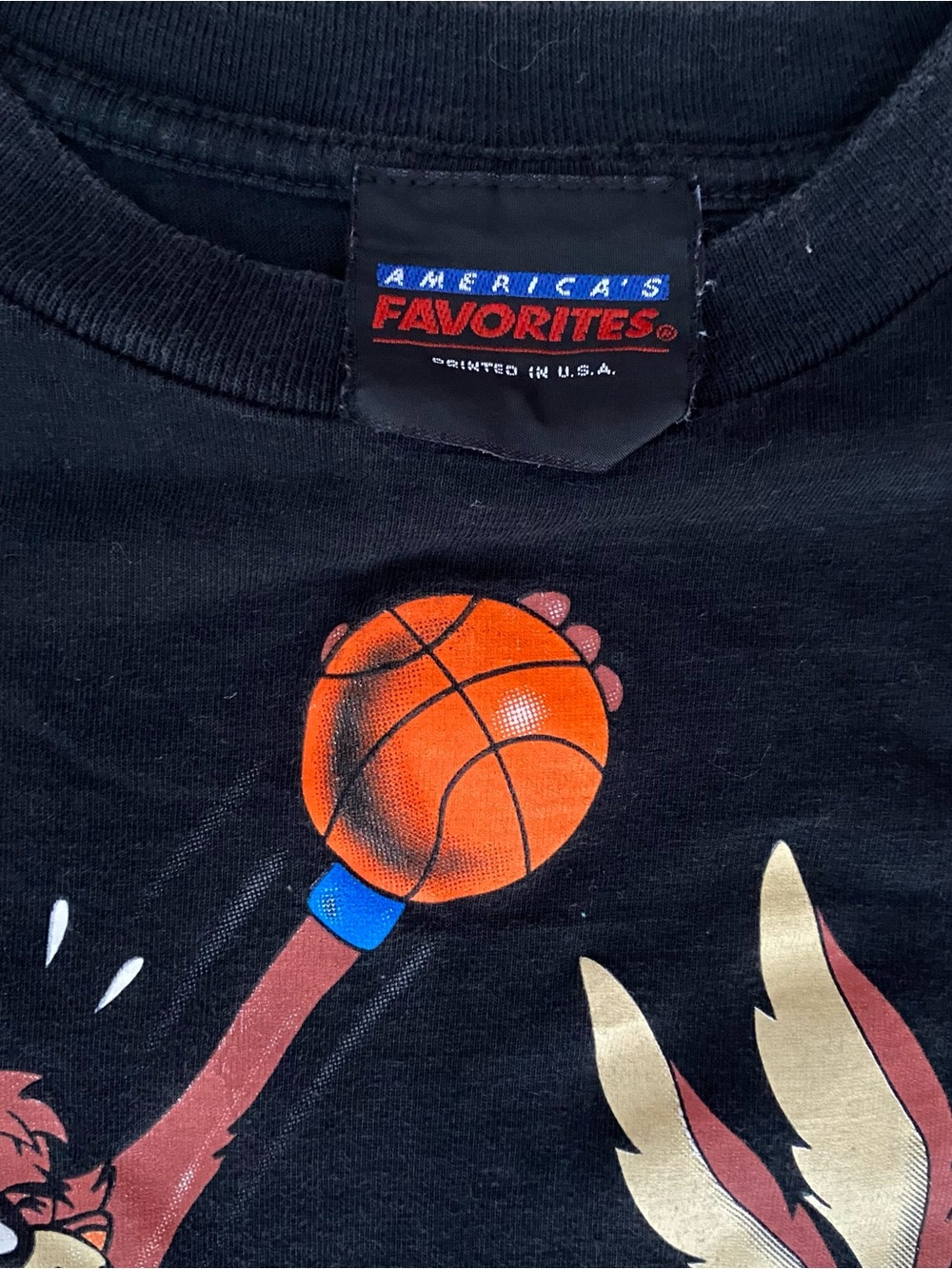 Vintage 90s New York Knicks Looney Tunes T Shirt Single Stitch NBA - Picture 4 of 8